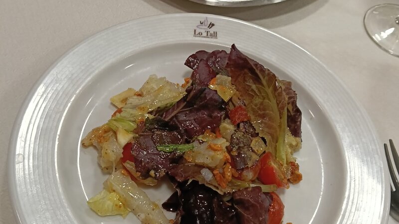 Amanida de bacallà amb vinagreta de mel